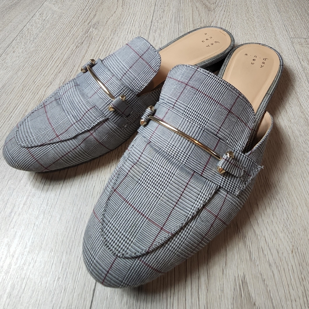 A New Day Plaid Mules 8 1/2 Women's